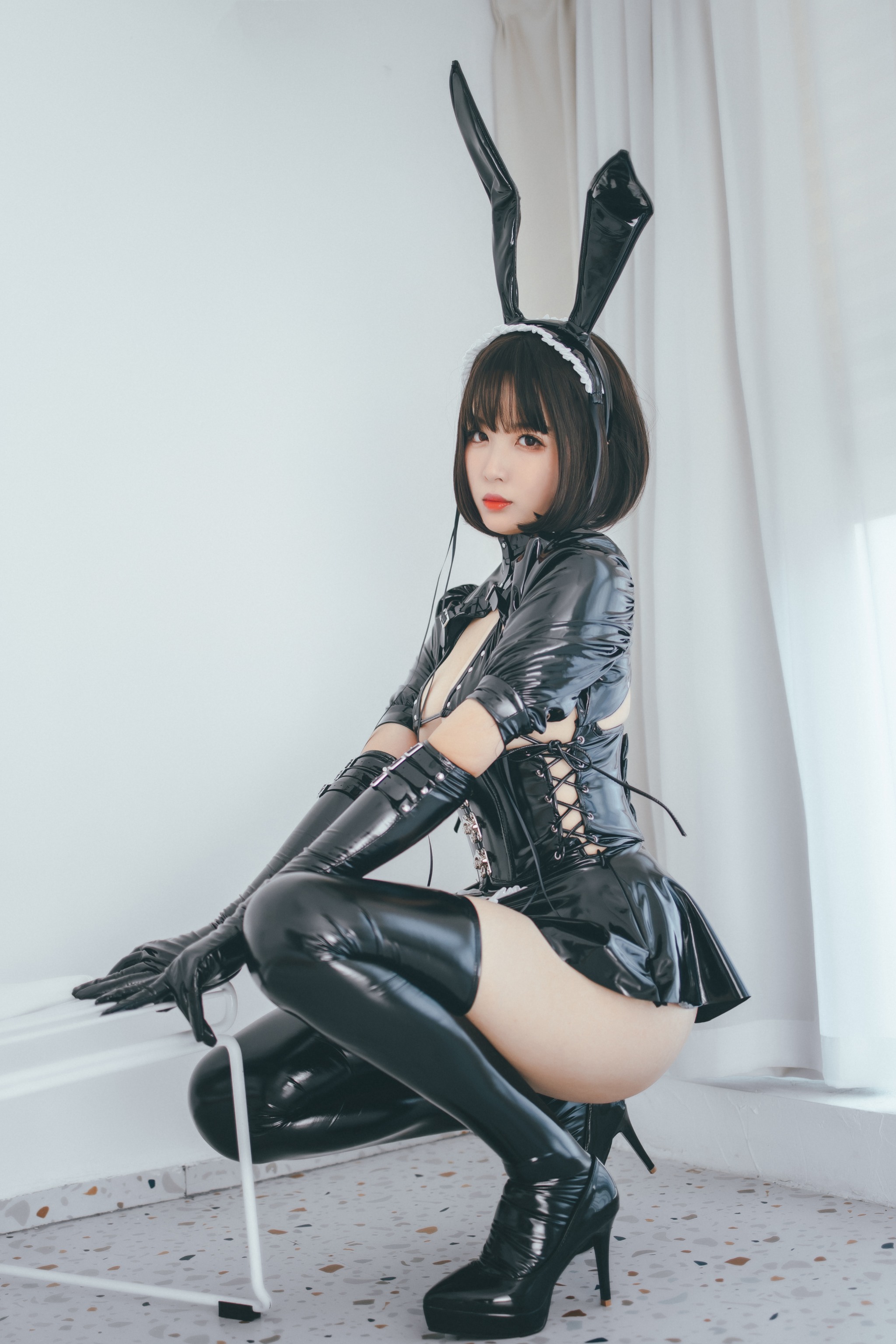 轩萧学姐 - NO.001 兔女郎女仆 [52P1V]-XikXak